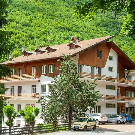 Albergo San Carlo Ormea Exterior photo